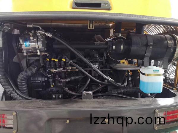 液壓輪式挖掘(jue)機SJ50-9M